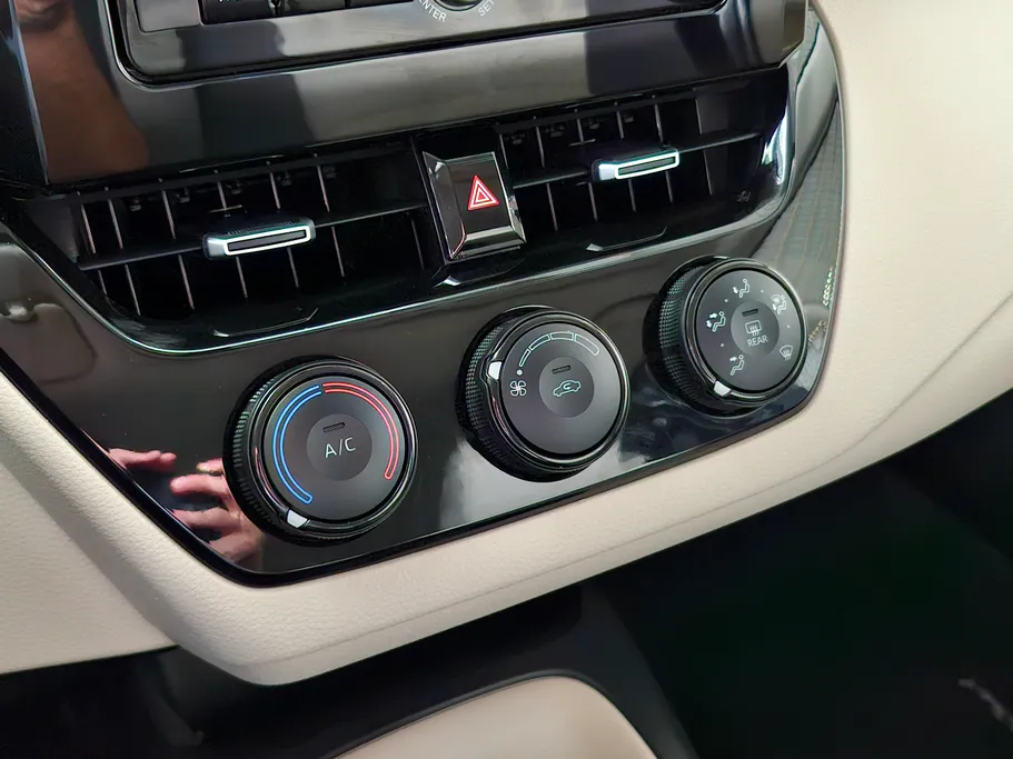 تويوتا كورولا XLI 2021 