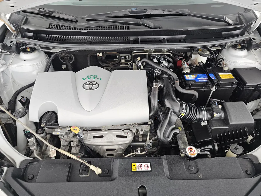 2022 Toyota Yaris  Y 