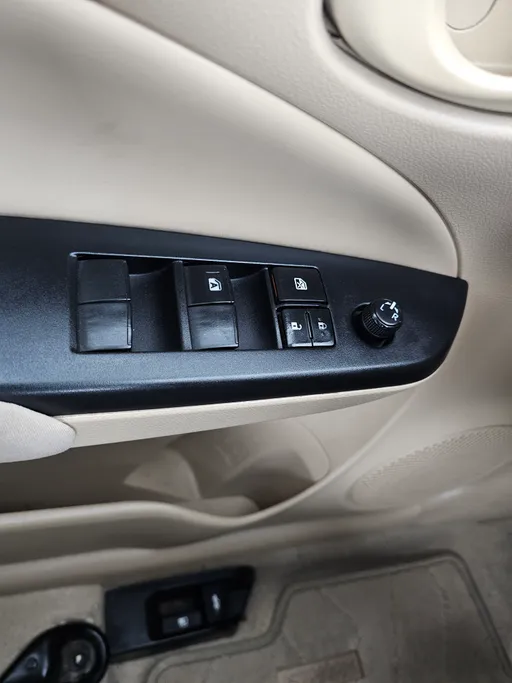 2022 Toyota Yaris  Y 