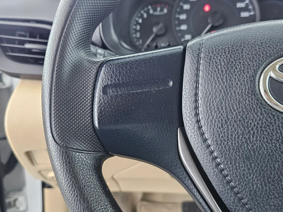 2022 Toyota Yaris  Y 