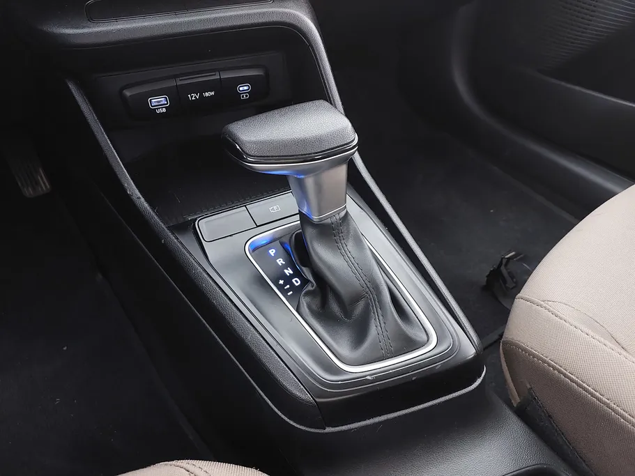2024 Hyundai Accent Fleet 