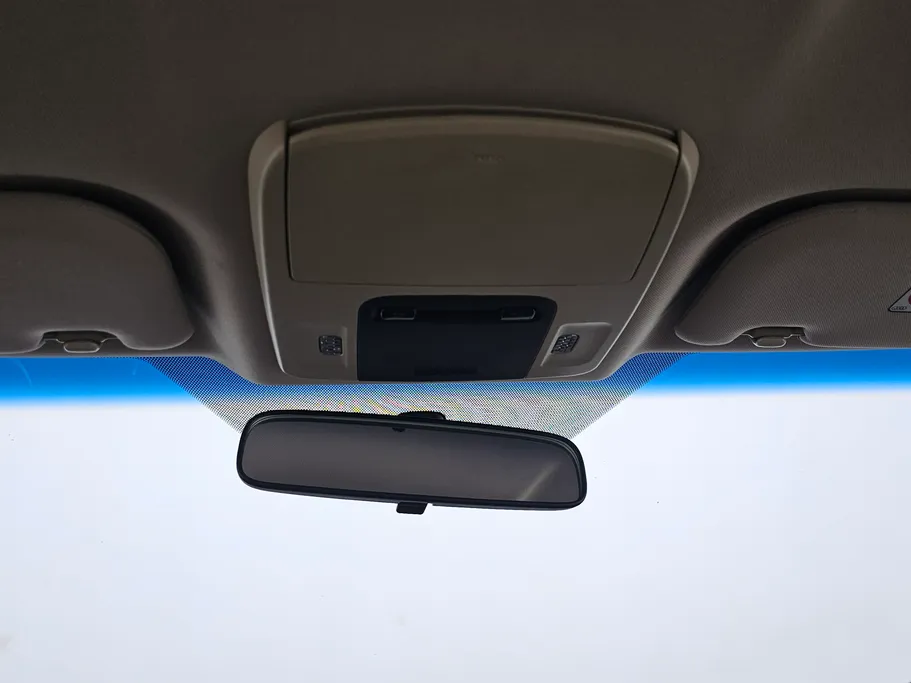 تويوتا كامري LE 2022 