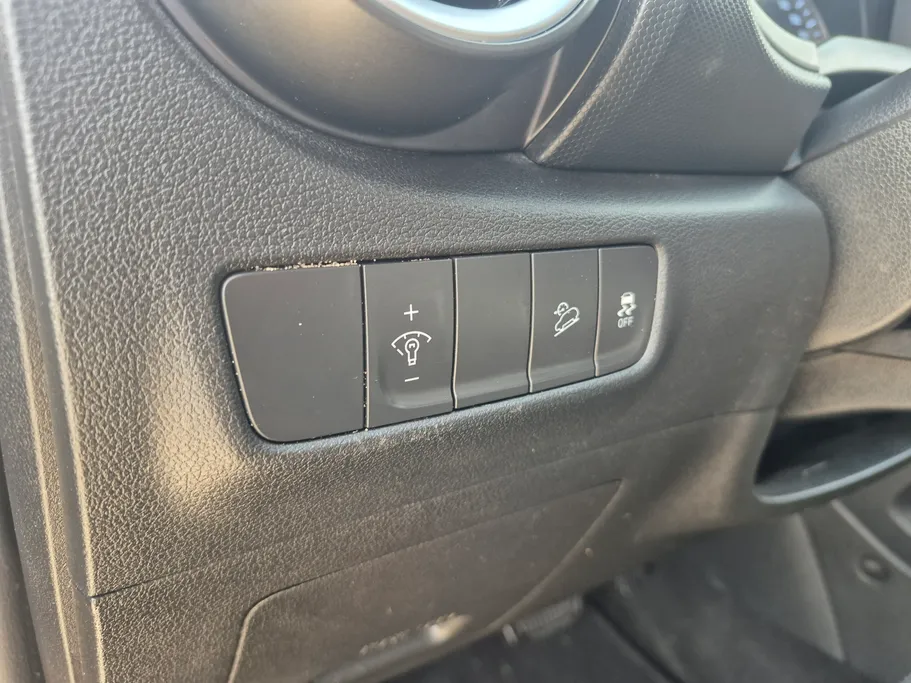 2021 Hyundai Kona SMART 