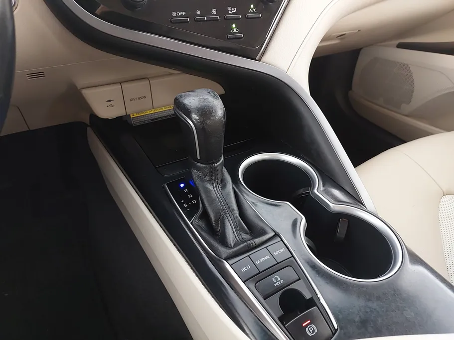 تويوتا كامري Limited 2020 