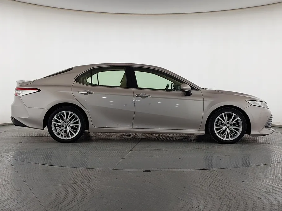 تويوتا كامري Limited 2020 