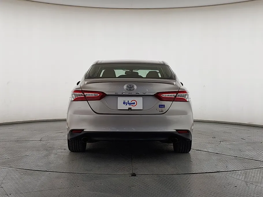تويوتا كامري Limited 2020 