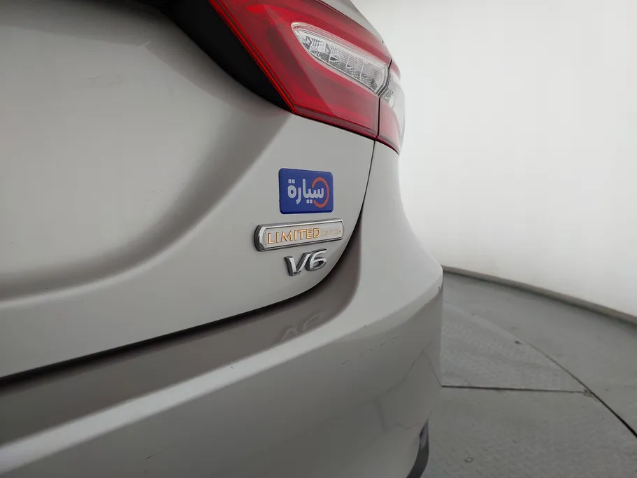 تويوتا كامري Limited 2020 