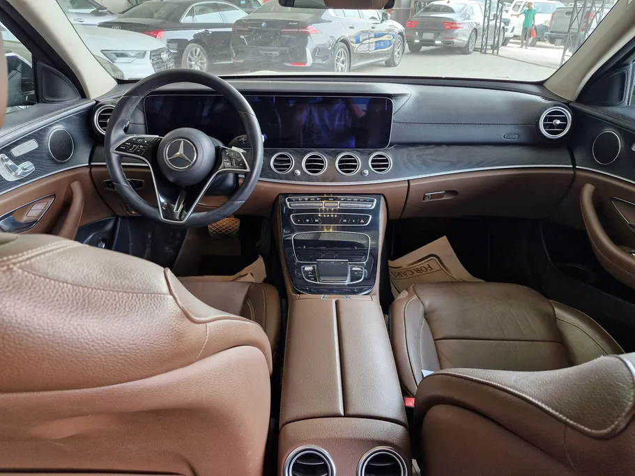 2023 Mercedes E 200 