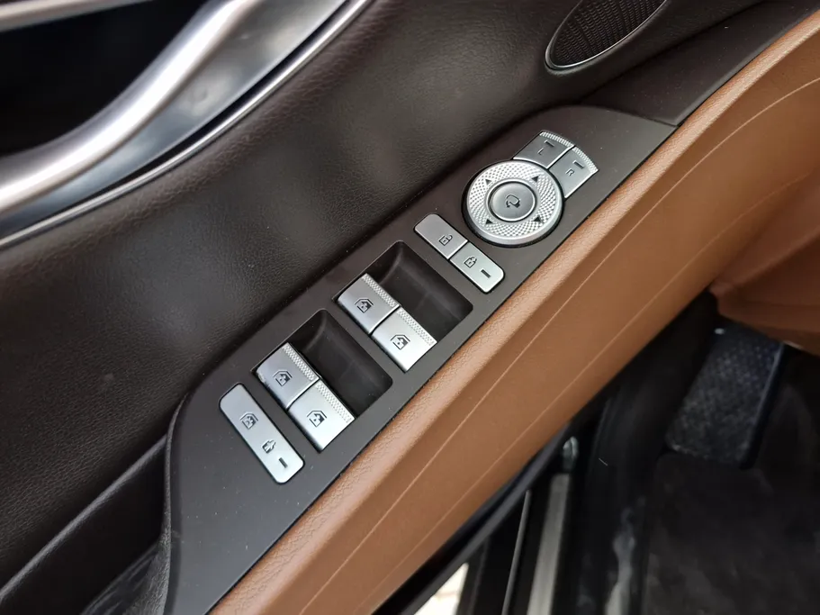 2024 Genesis G80 PRESTIGE 