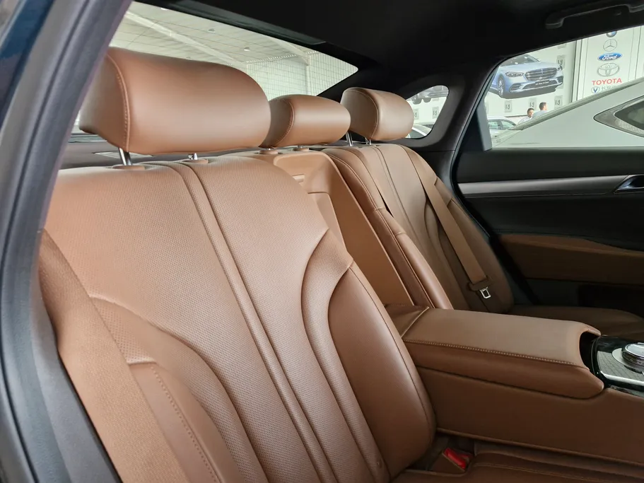 2024 Genesis G80 PRESTIGE 