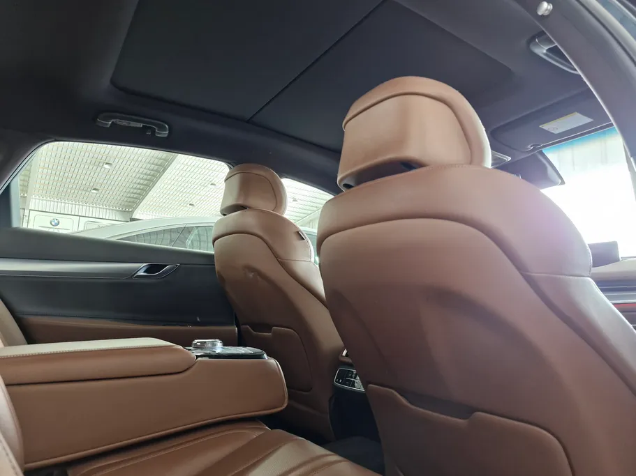 2024 Genesis G80 PRESTIGE 