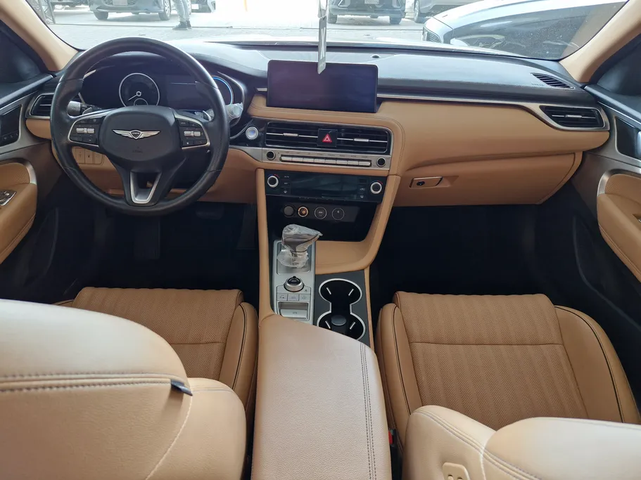 جينيسيس G70  2024 