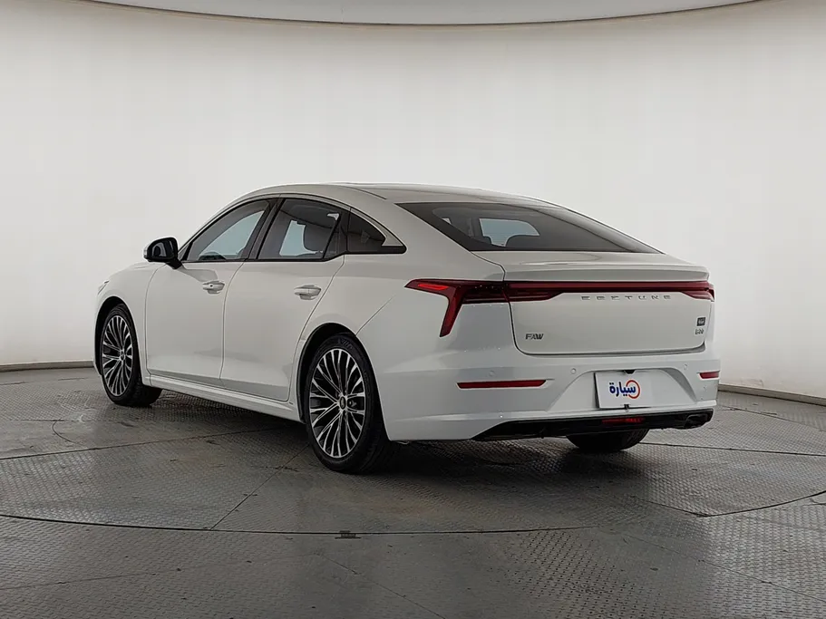 2023 FAW Bestune B70 Premium 