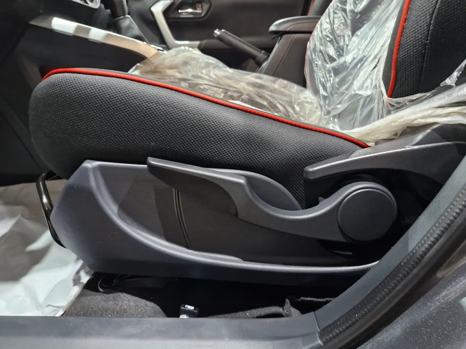 2023 Toyota Raize XLE 