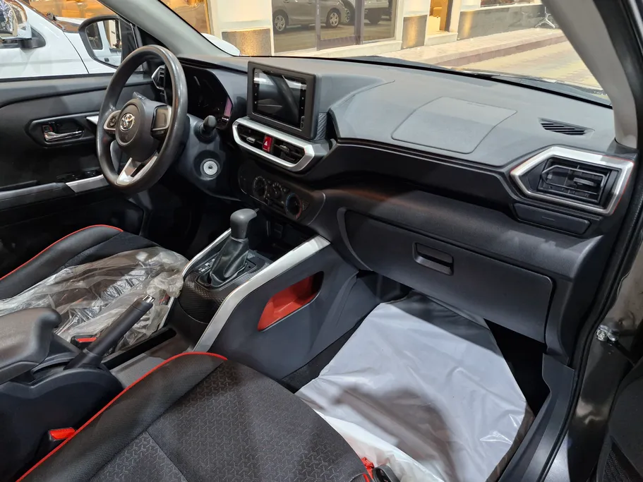 2023 Toyota Raize XLE 