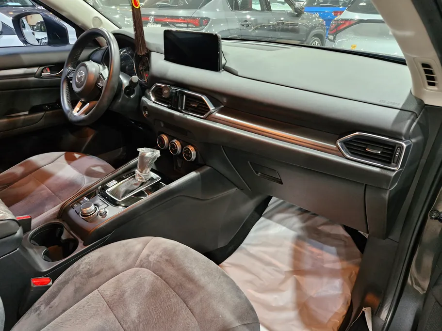 2025 Mazda CX5 Skyactiv G 