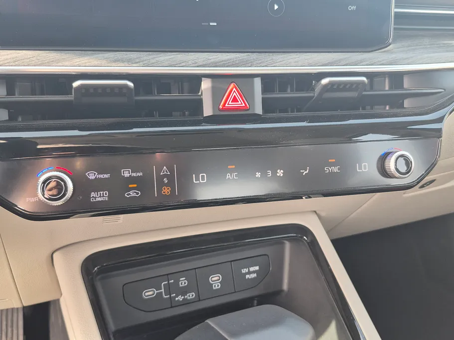 2023 Kia K5 EX 