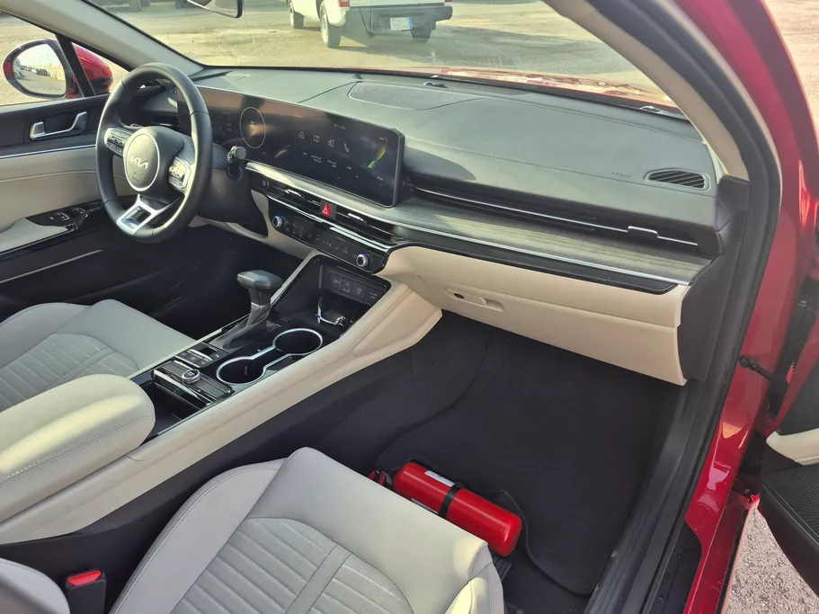 2023 Kia K5 EX 
