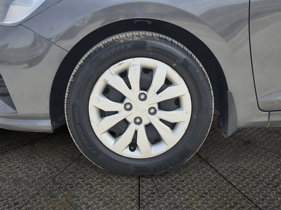 2023 Hyundai Accent Smart 