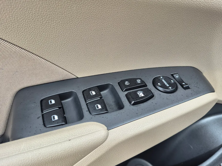 هيونداي اكسنت سمارت 2023 