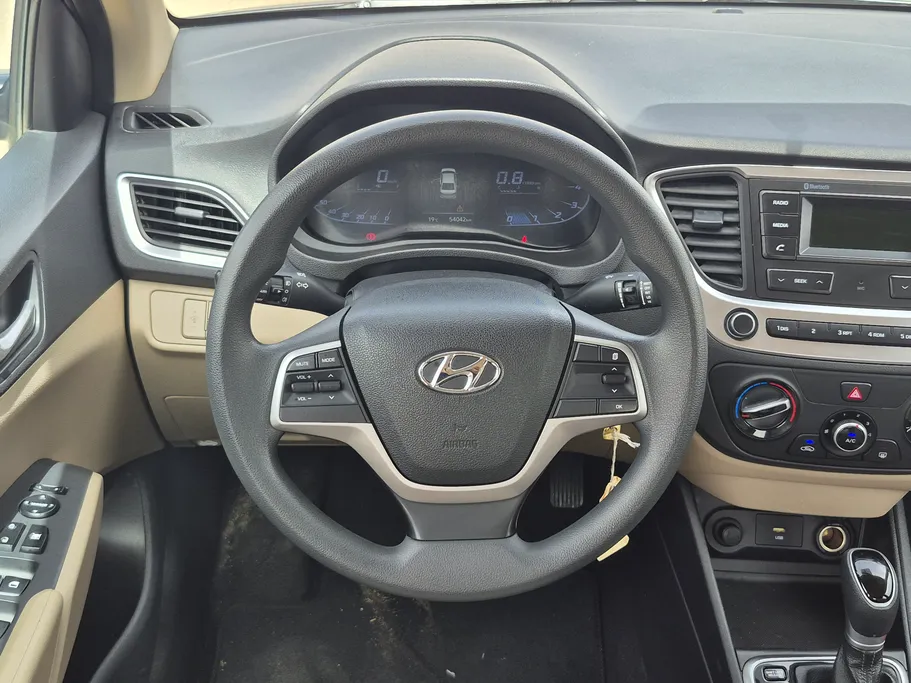 هيونداي اكسنت سمارت 2023 