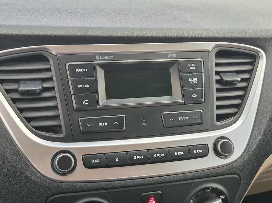 هيونداي اكسنت سمارت 2023 