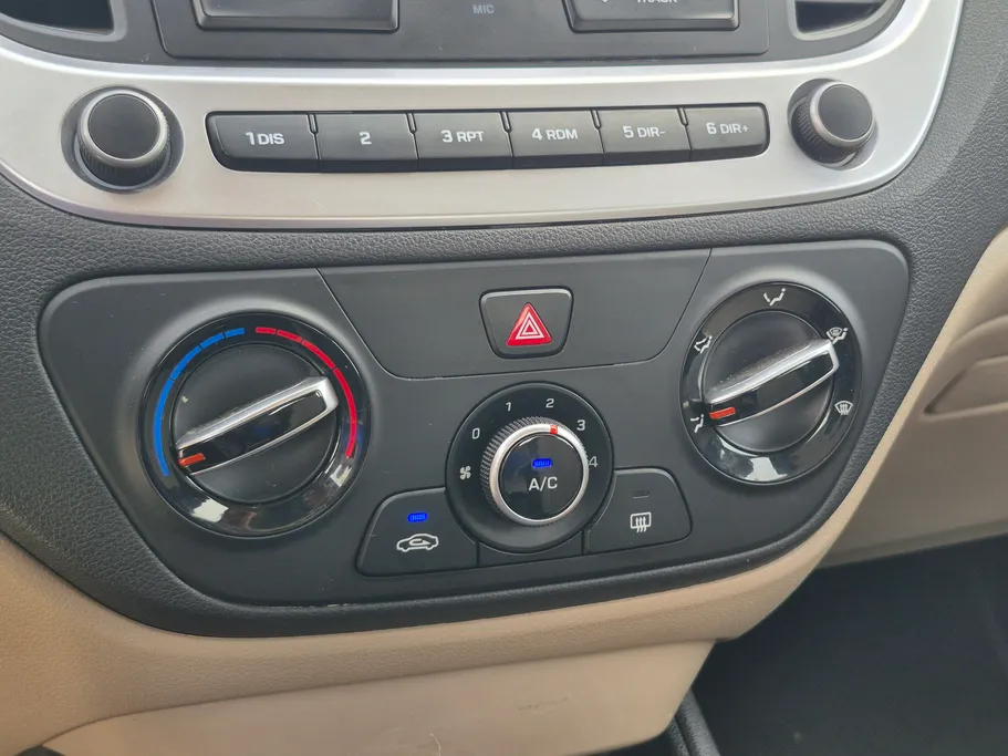 هيونداي اكسنت سمارت 2023 