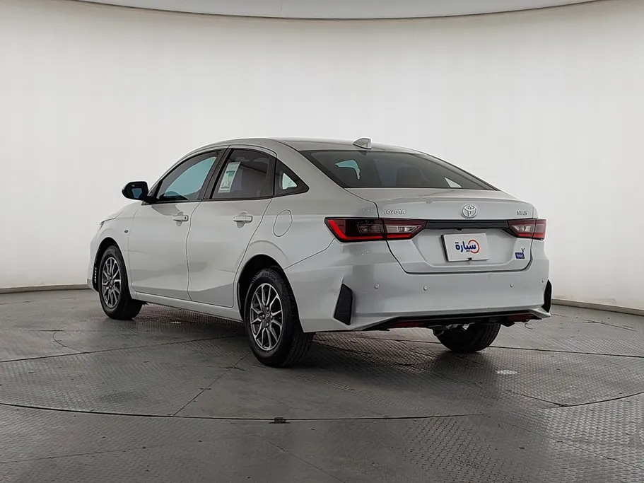 2024 Toyota Yaris  Y 