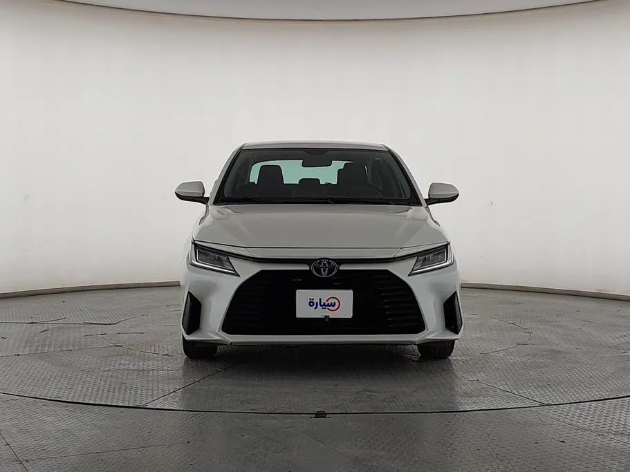 2024 Toyota Yaris  Y 