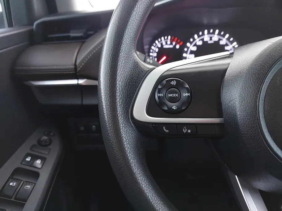 2024 Toyota Yaris  Y 