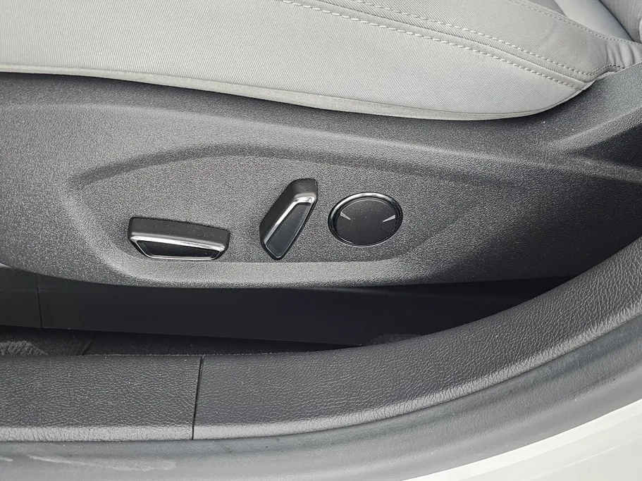 فورد تورس امبيانتي 2022 