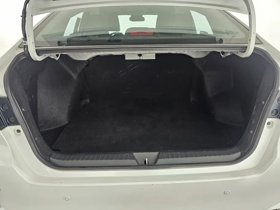 تويوتا يارس Y Plus 2024 