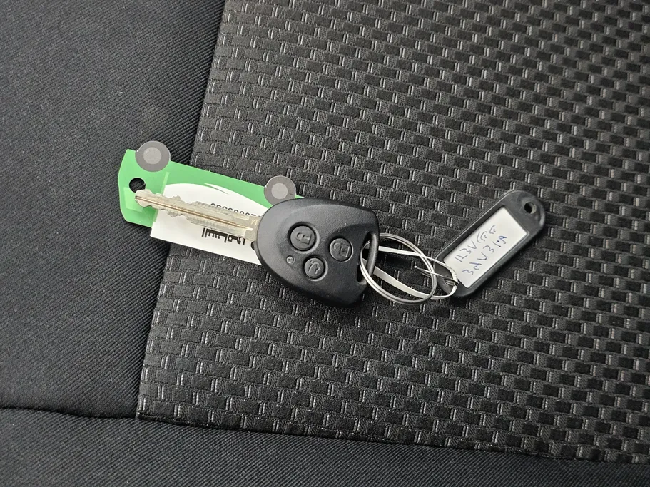 تويوتا يارس Y Plus 2024 