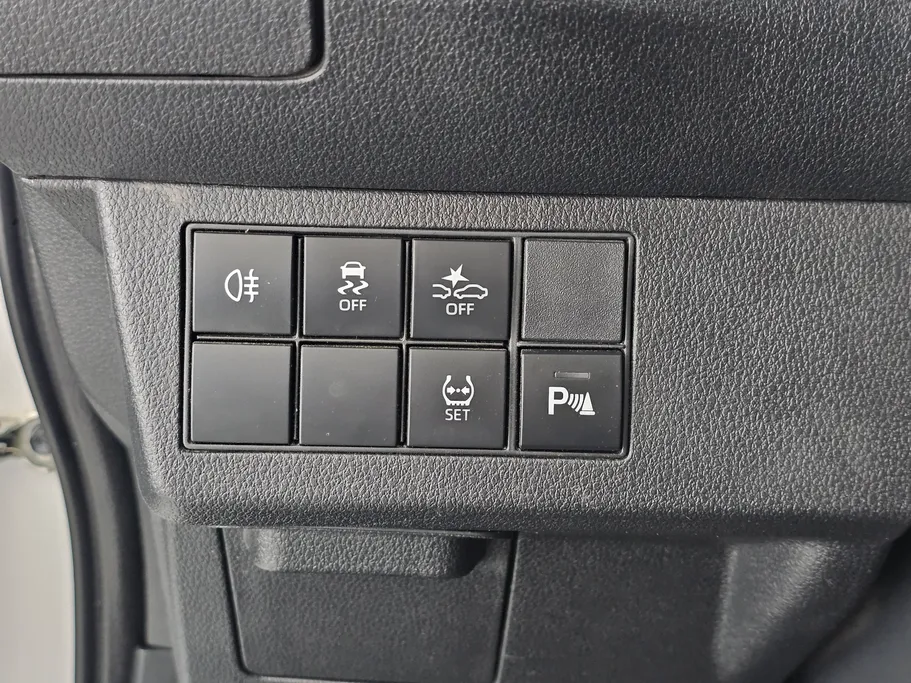 تويوتا يارس Y Plus 2024 