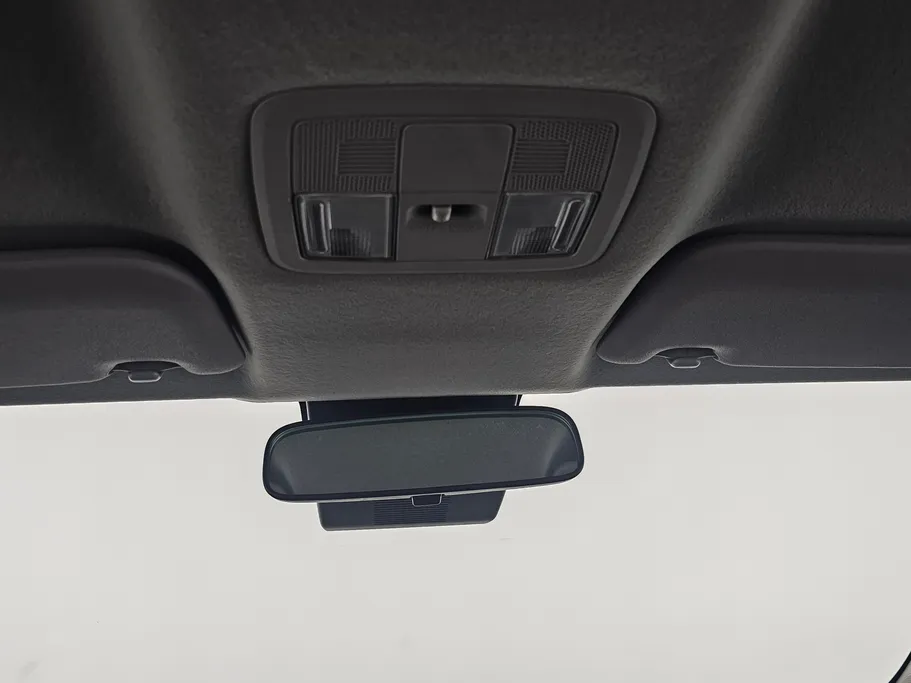 تويوتا يارس Y Plus 2024 