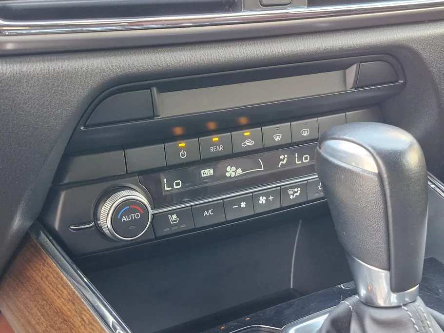 مازدا سى اكس 9 Signature 2020 