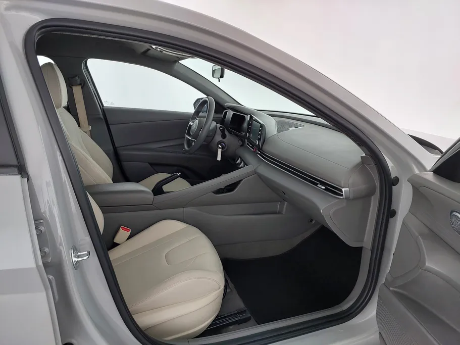 2024 Hyundai Elantra Fleet 