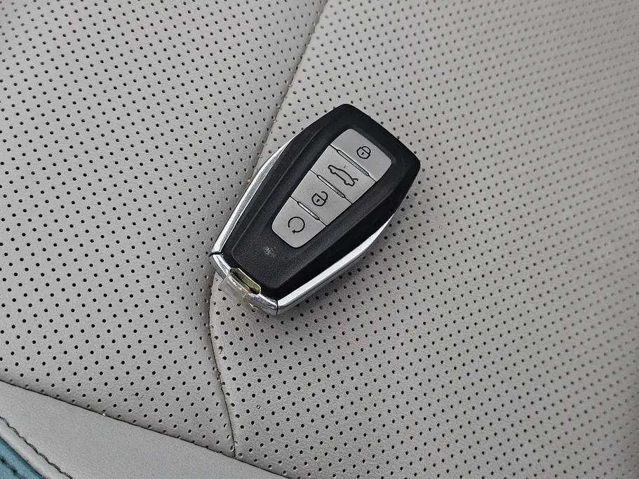 جيلي امجراند GF 2025 