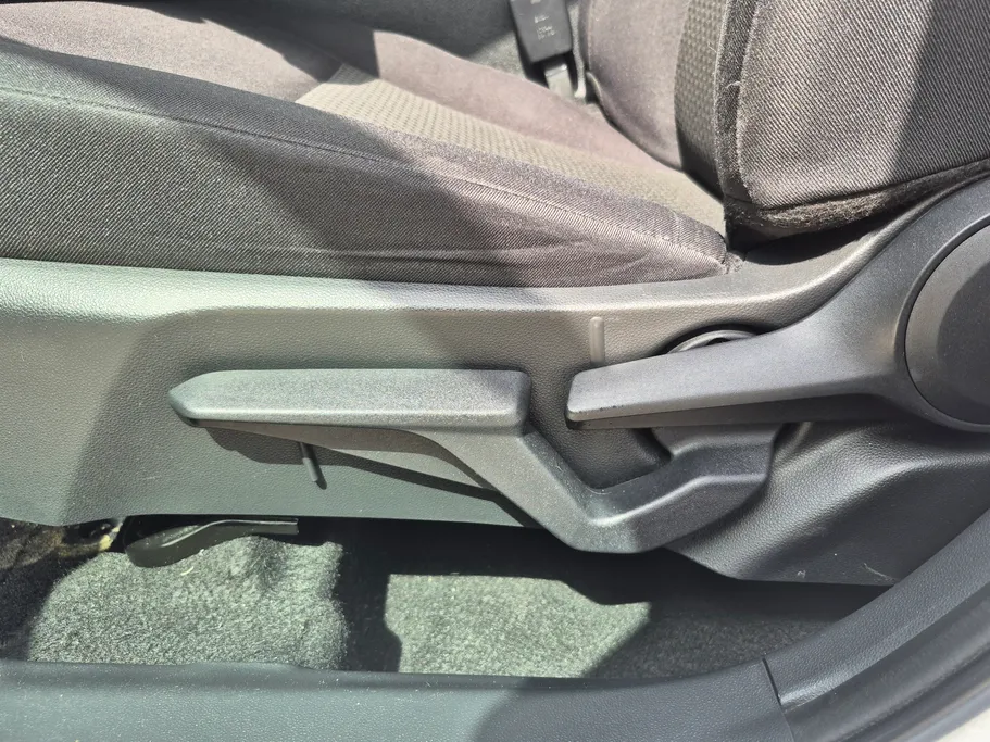 2023 Toyota Yaris  Y 