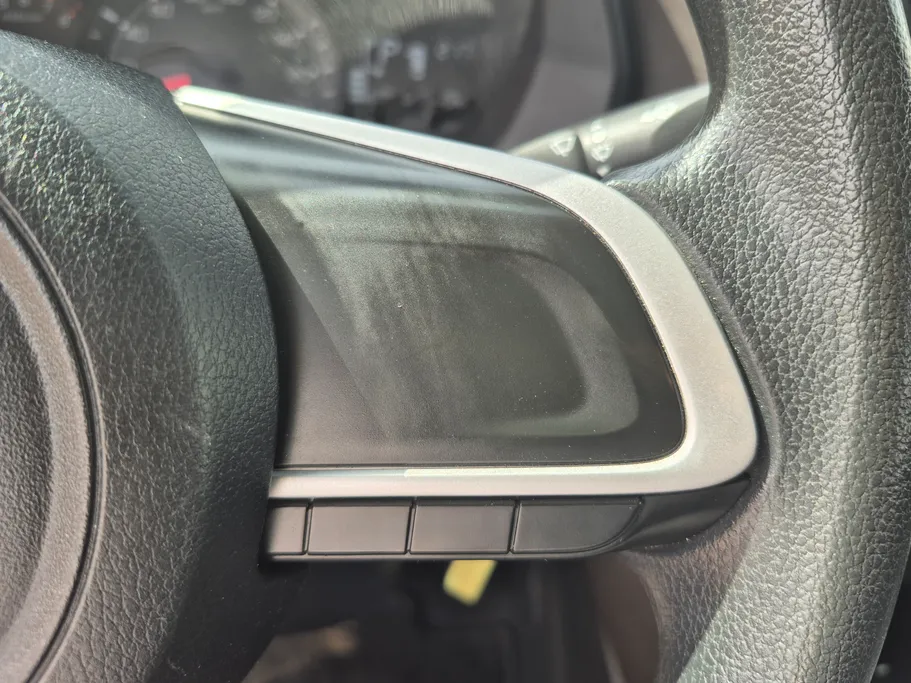 2023 Toyota Yaris  Y 