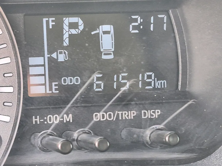 2023 Toyota Yaris  Y 