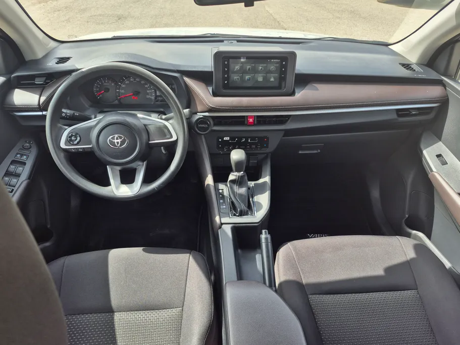 2023 Toyota Yaris  Y 