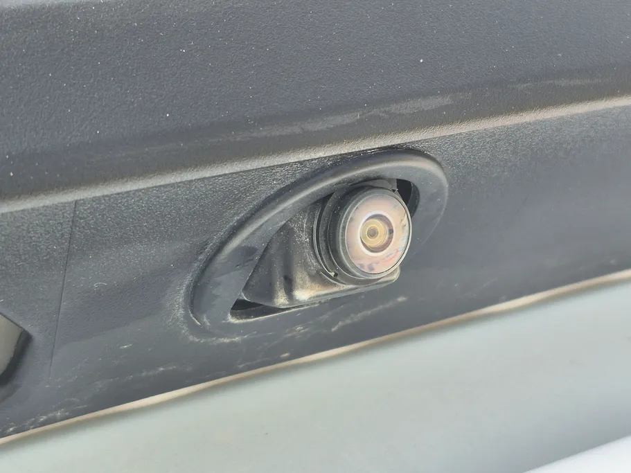 2023 Toyota Yaris  Y 