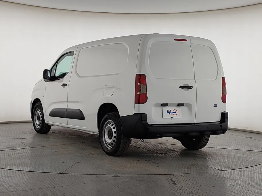 بيجو بارتنر Long van 2022 