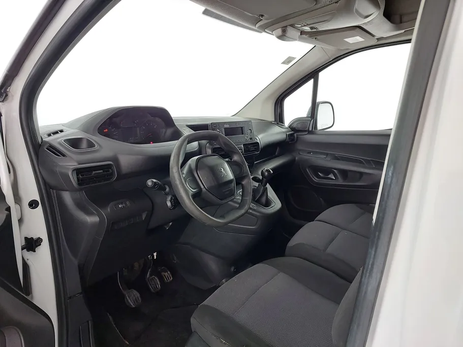 بيجو بارتنر Long van 2022 