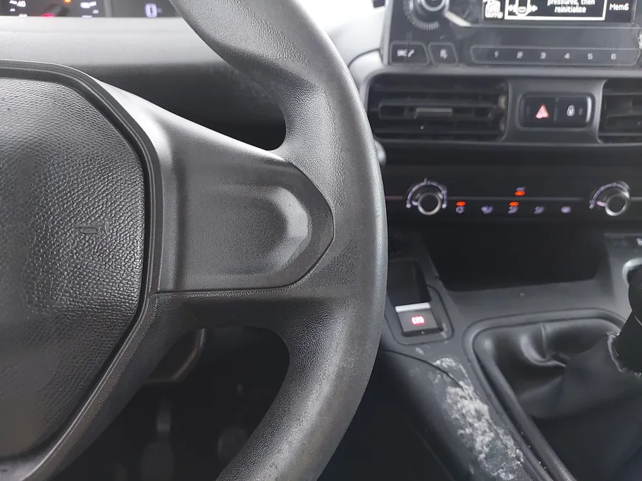 بيجو بارتنر Long van 2022 