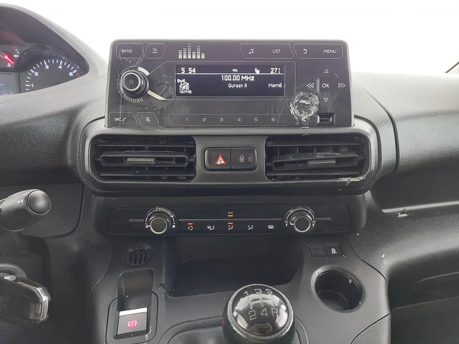 بيجو بارتنر Long van 2022 