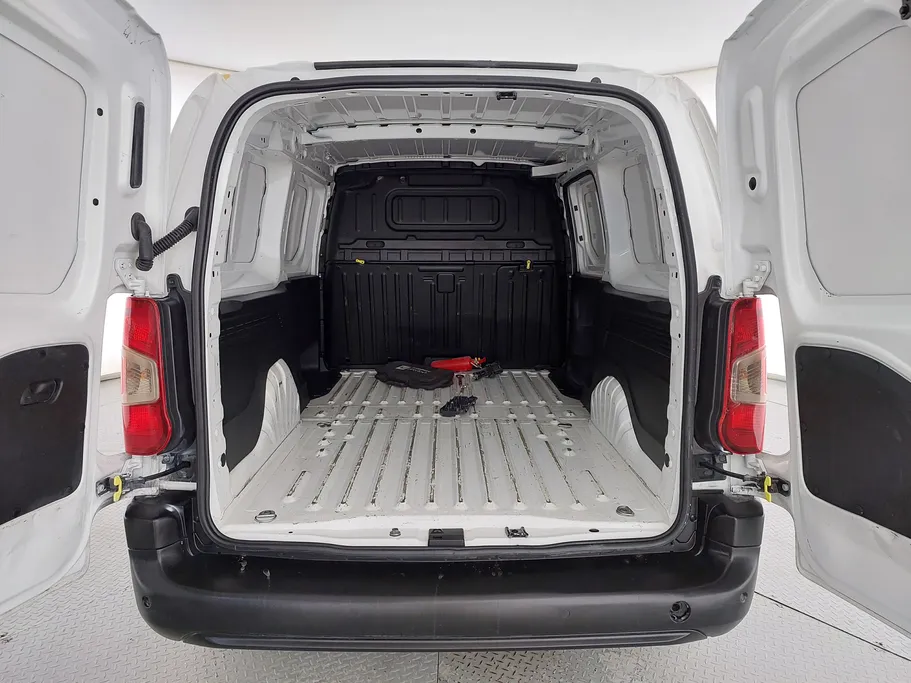 بيجو بارتنر Long van 2022 