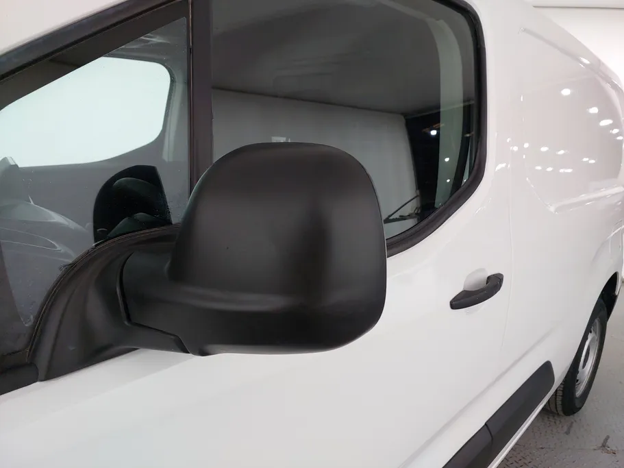 بيجو بارتنر Long van 2022 