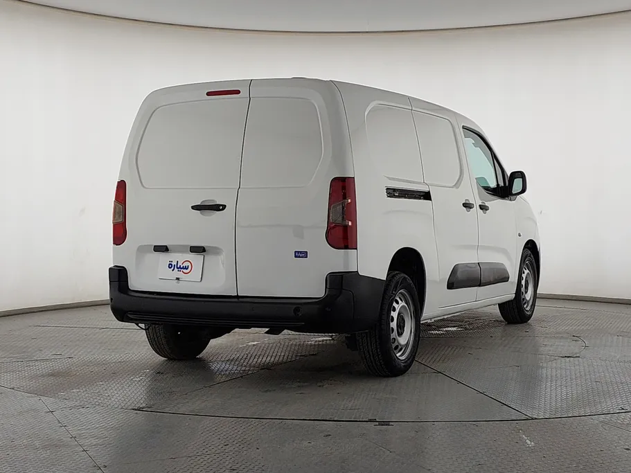 بيجو بارتنر Long van 2022 